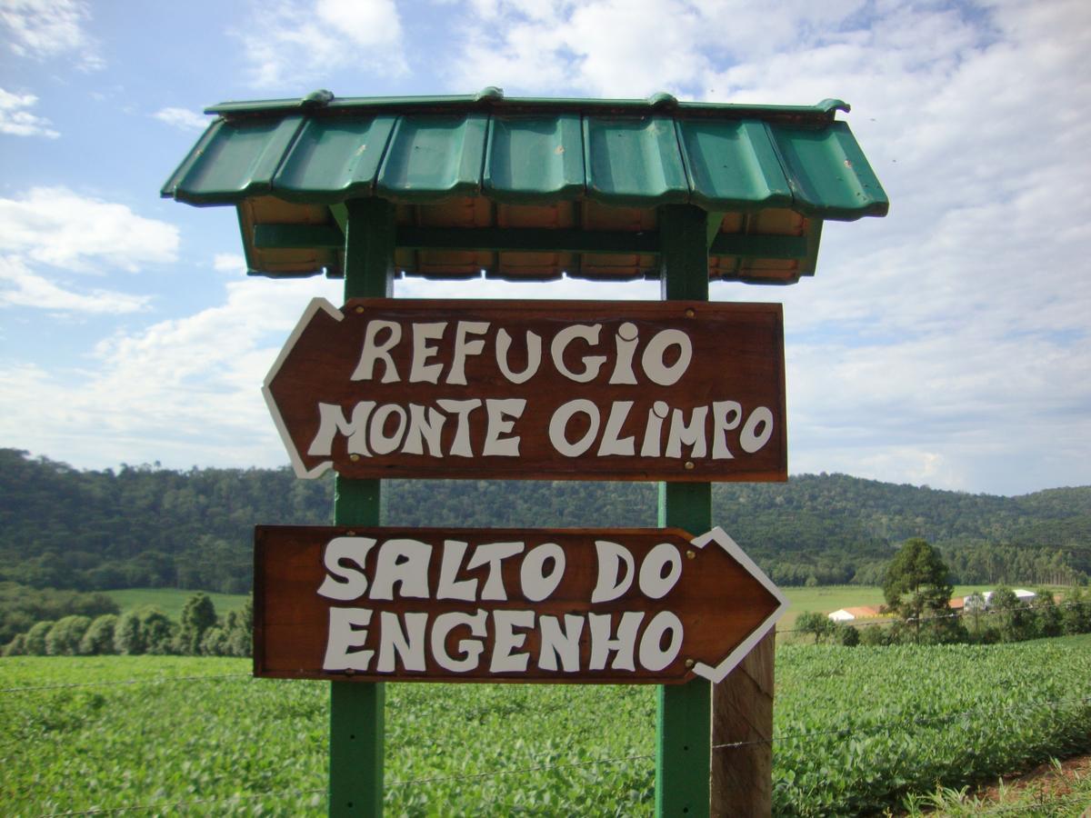 Refugio Monte Olimpo 호텔 캄푸 알레그리 외부 사진